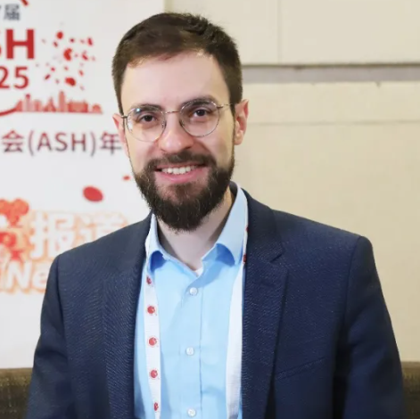 ASH国际视野丨Othman Al-Sawaf教授：CLL17研究重塑治疗范式——固定疗程治疗非劣于持续治疗'